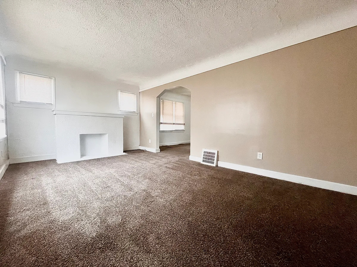 Building Photo - 8101 Molena St