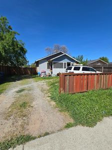 705 Empire Ave, Modesto, CA, 95354