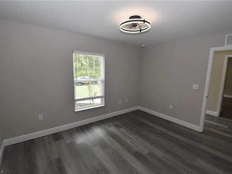 23493 Branch Ave — Photo 25