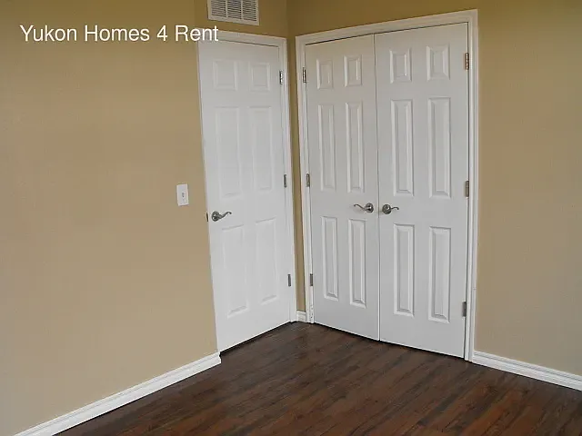 Bedroom 3 Closet