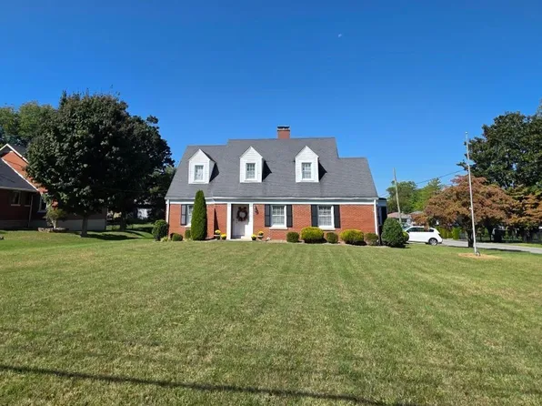 721 Lebanon Ave, Campbellsville, KY 42718