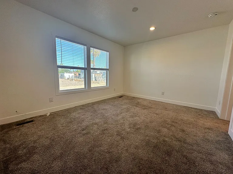 2060 N Ctr #432 — Photo 19