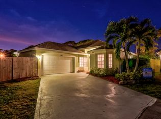 129 Saratoga Blvd E, Royal Palm Beach, FL 33411