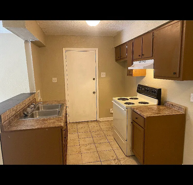 315 C Ave #315