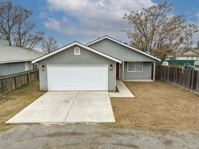11586 4th Place, Hanford, CA, 93230