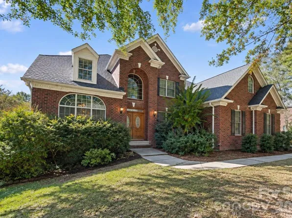 2793 Harlinsdale Dr, Rock Hill, SC 29732