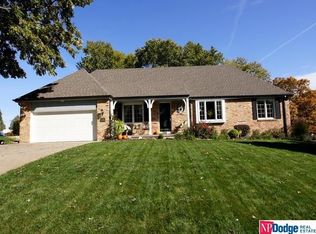 275 N 119th St, Omaha, NE 68154