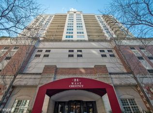 21 W Chestnut St APT 502, Chicago, IL 60610