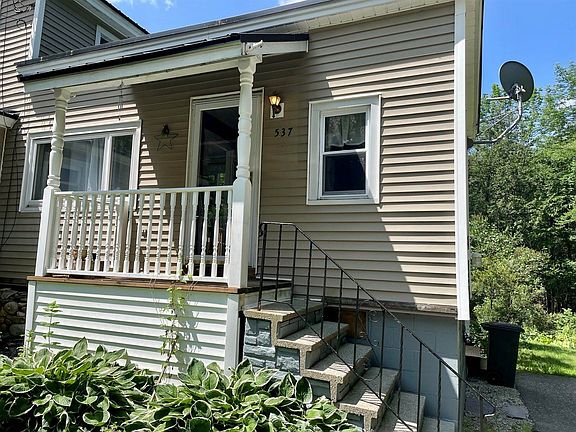 2nd image of 537 Bear Hill Rd