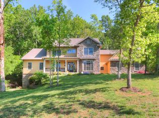 8121 Ainsworth Dr, Knoxville, TN 37909