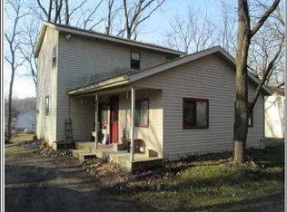 608 Valley Ct, Tipton, MI 49287