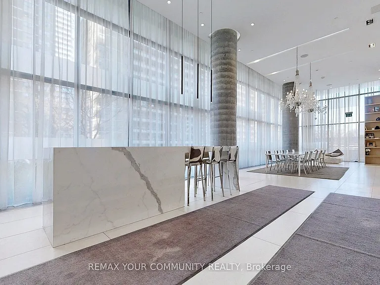 185 Roehampton Ave #2503 — Photo 30