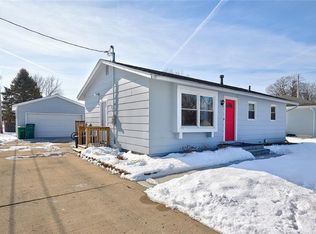 904 Vine St, Dallas Center, IA 50063