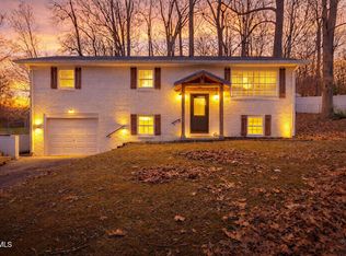 4006 W Englewood Blvd, Johnson City, TN 37601