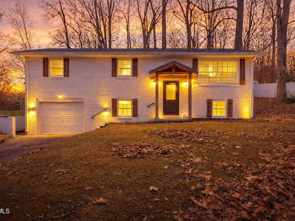 4006 W Englewood Blvd, Johnson City, TN 37601