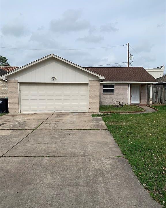 1st image of 11922 Alief Place Dr