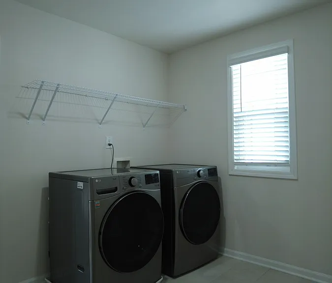 4251 Oakton Dr — Photo 35