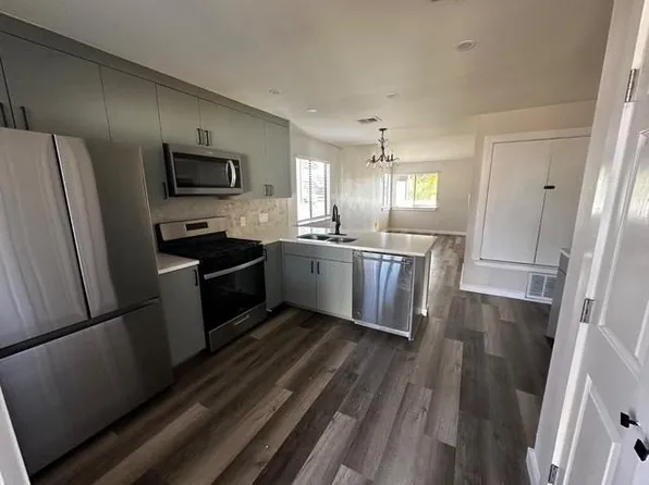 1410 W Braker Ln #B, Austin, TX 78758