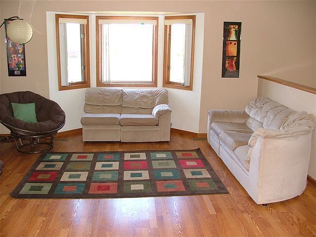 2nd image of 3060 Obrien St