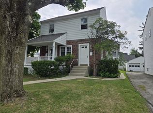 86 E Plumstead Ave Floor 2, Lansdowne, PA 19050