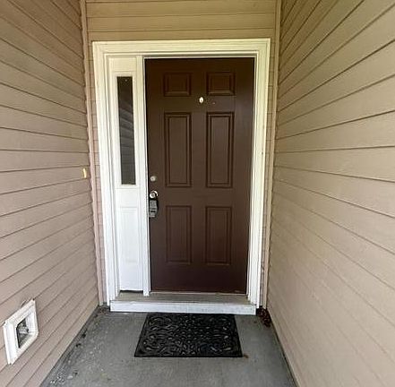4th image of 447 Palm Frond Dr