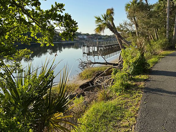 2nd image of 100 Palm Harbor Pkwy APT 1