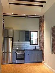 Rented by Artur Gutman, LREB