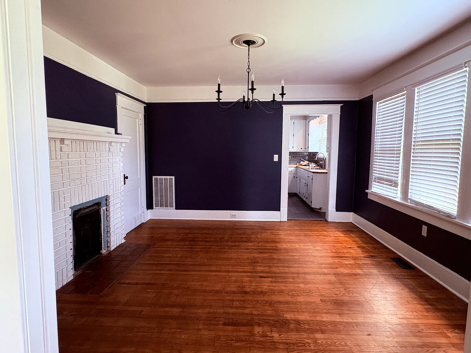 2 bed, 1200 sqft, $1,400 — Photo 4
