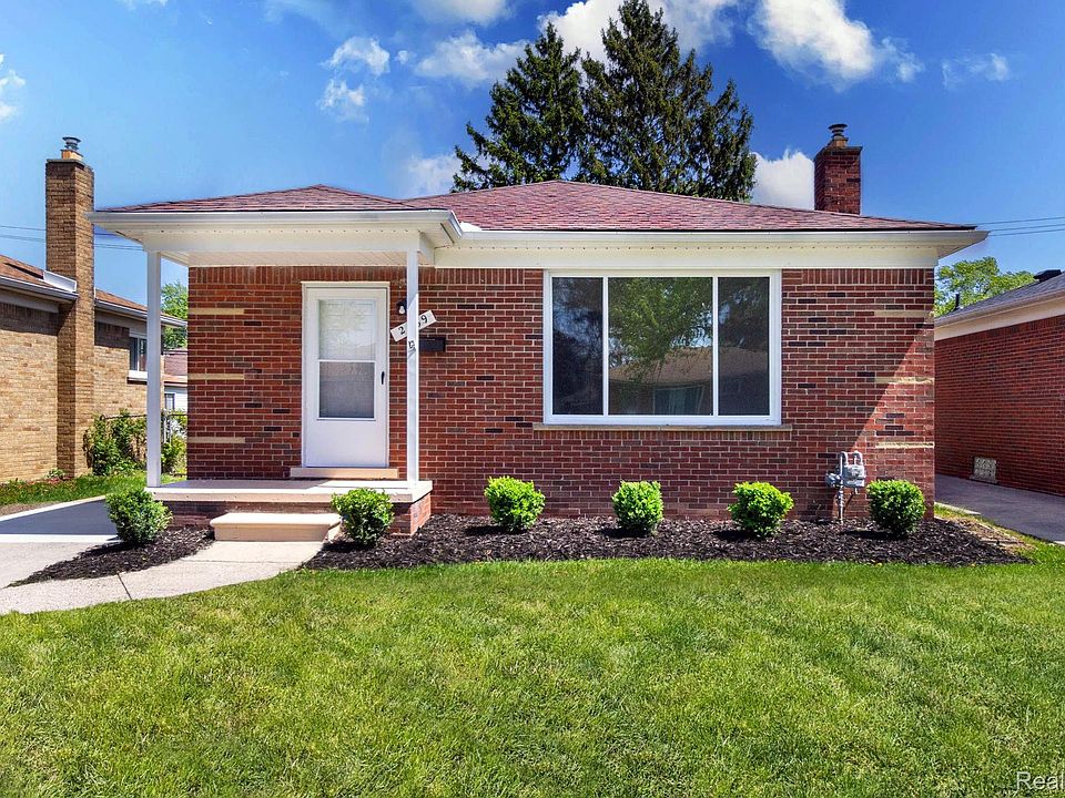 1st image of 2469 Ferris Ave