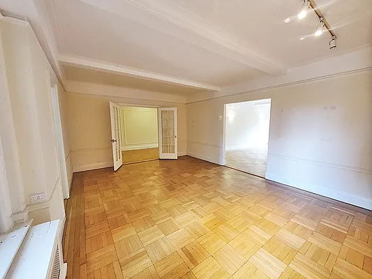 Rented by Rachel Realty | media 7