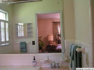 700 Peterson Dr, Gardendale, AL 35071