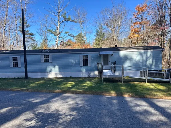 78 Whitney St, Gardner, MA 01440