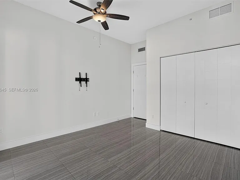 2960 NE 207th St #505 — Photo 22