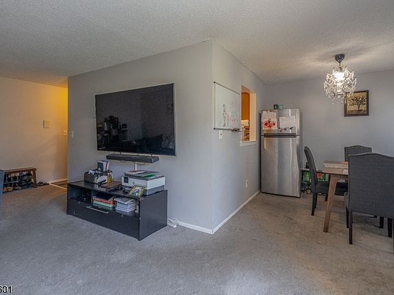 4th image of 1150-1190 W St George B23B023 #2