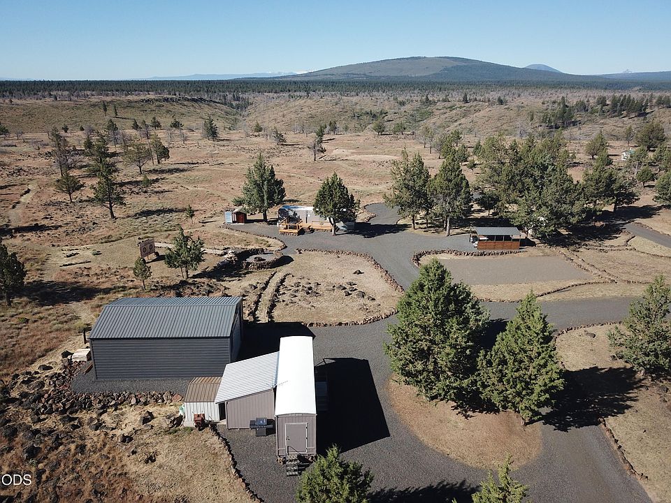1st image of 13729 SW Airfield Ln