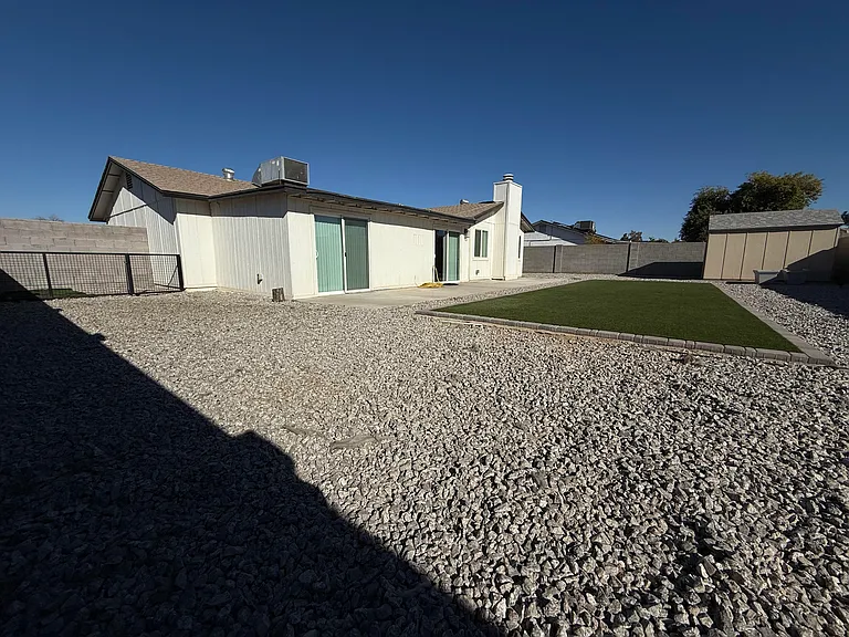 6959 W Mountain View Rd — Photo 18
