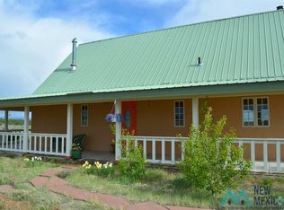 372 Us Highway 285, Tres Piedras, NM 87577