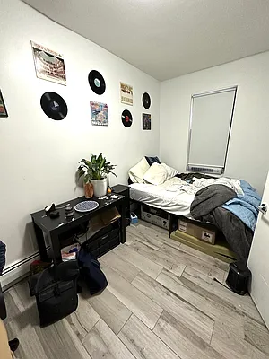 Rented by OvCo Realty | media 49