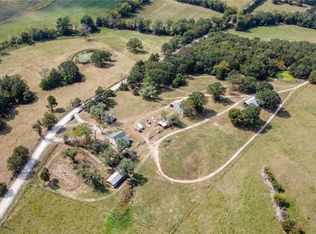 979 Enloe Rd, Cuba, MO 65453