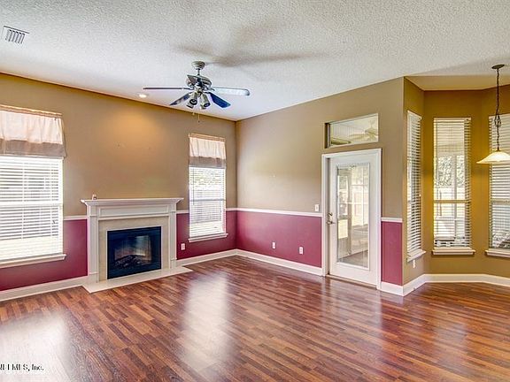 5th image of 644 Martin Lakes Dr E