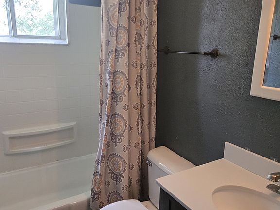 5th image of 66 Larrel Ln