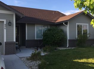 806 Mariposa Rd, Dayton, NV 89403