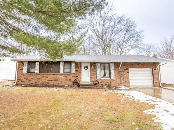 505 Fern St, Saint Jacob, IL 62281