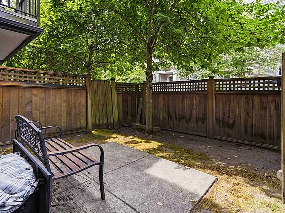 2nd image of 9391 Alberta Rd #5
