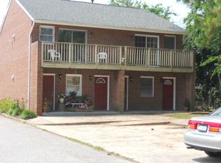 1351 W Queen St APT 22, Hampton, VA 23669