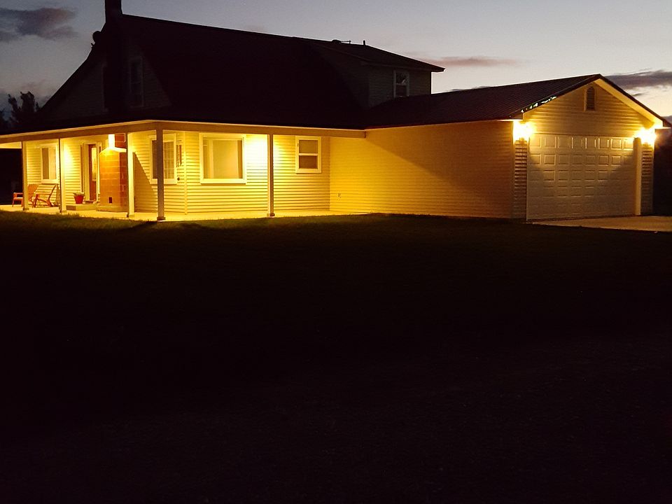 3 Porches with Lighting