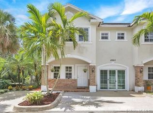 4923 SW 65th Ave, Davie, FL 33314