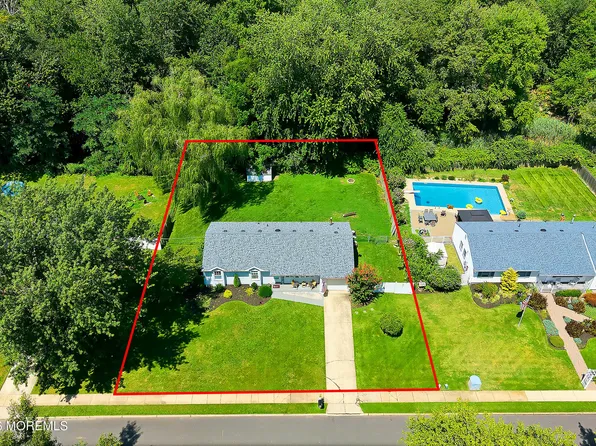 126 Andover Road, Jackson, NJ 08527