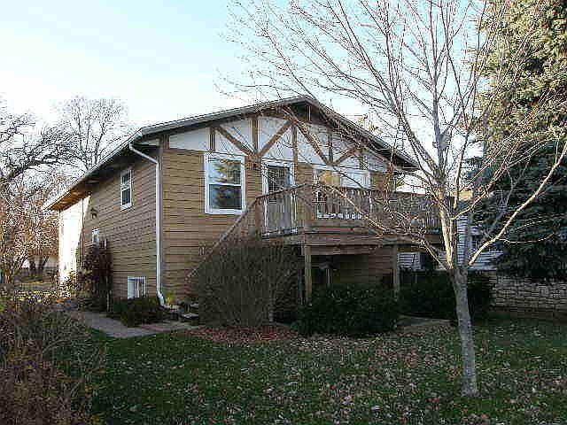 2nd image of 913 N Lake Shore Dr