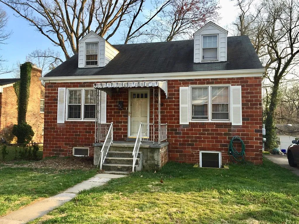 5019 Kenesaw St photo 1